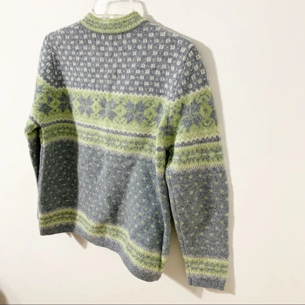 Vintage Carroll Reed Icelandic 100% Wool Cardigan Silver Toned Buckle Hardware